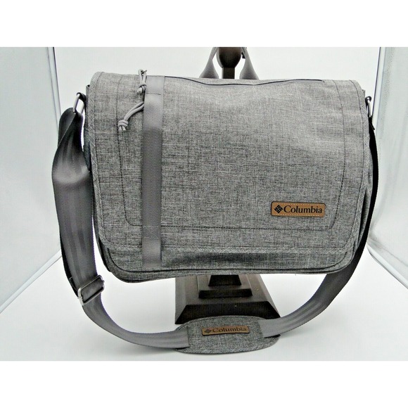 Columbia Diaper Bag Vista Hills Grey w Thermal Bottle Pocket & Removeable Pad - Picture 1 of 11